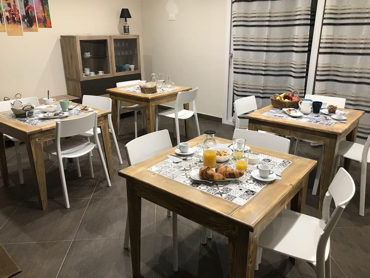 B&B Geolja ジョイア・タウロ エクステリア 写真